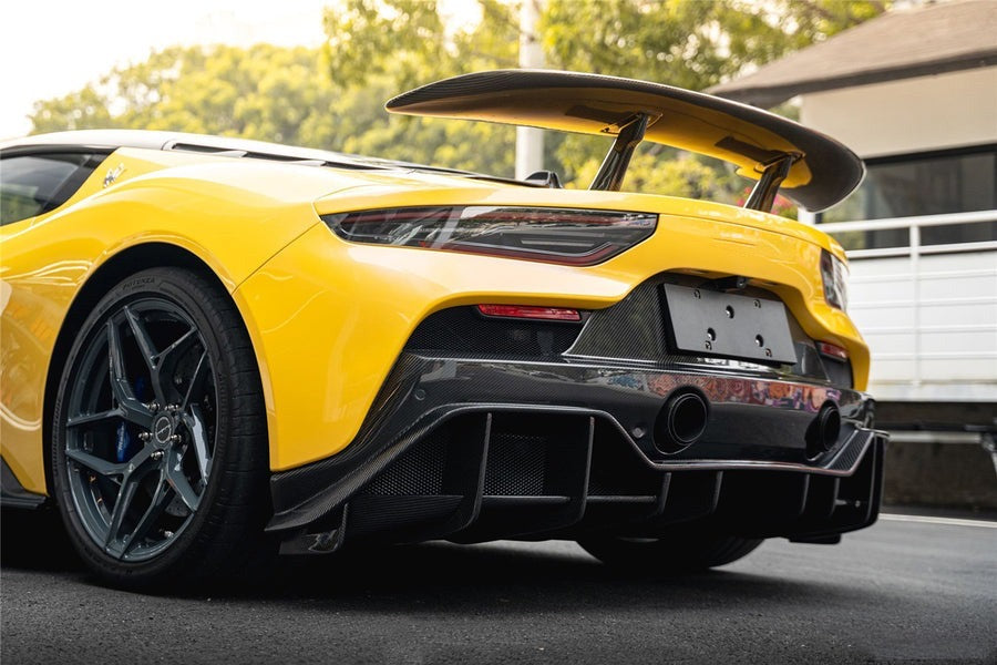 MC20 Carbon Fiber Wing